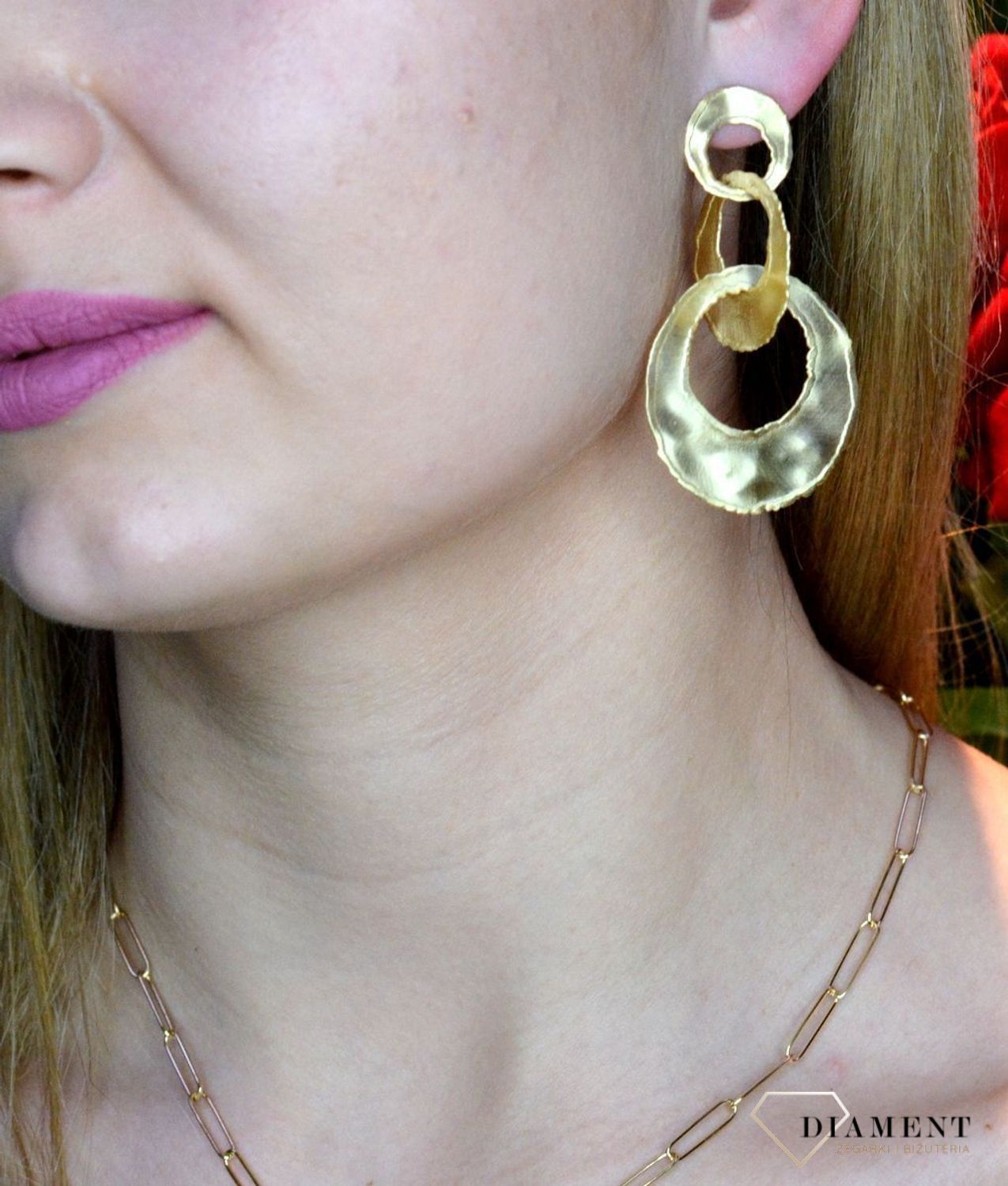 Złote kolczyki 585 gniecione kółeczka potrójne OR AQ H4180228. Srebrne kolczyki duże owalne w pozłoceniu wiszące o okrągłym kształcie💎 Srebrne kolczyki okrągłe w pozłoceniu żółtego złota to ponadczasowa biżuteria 💎. Bi.jpg